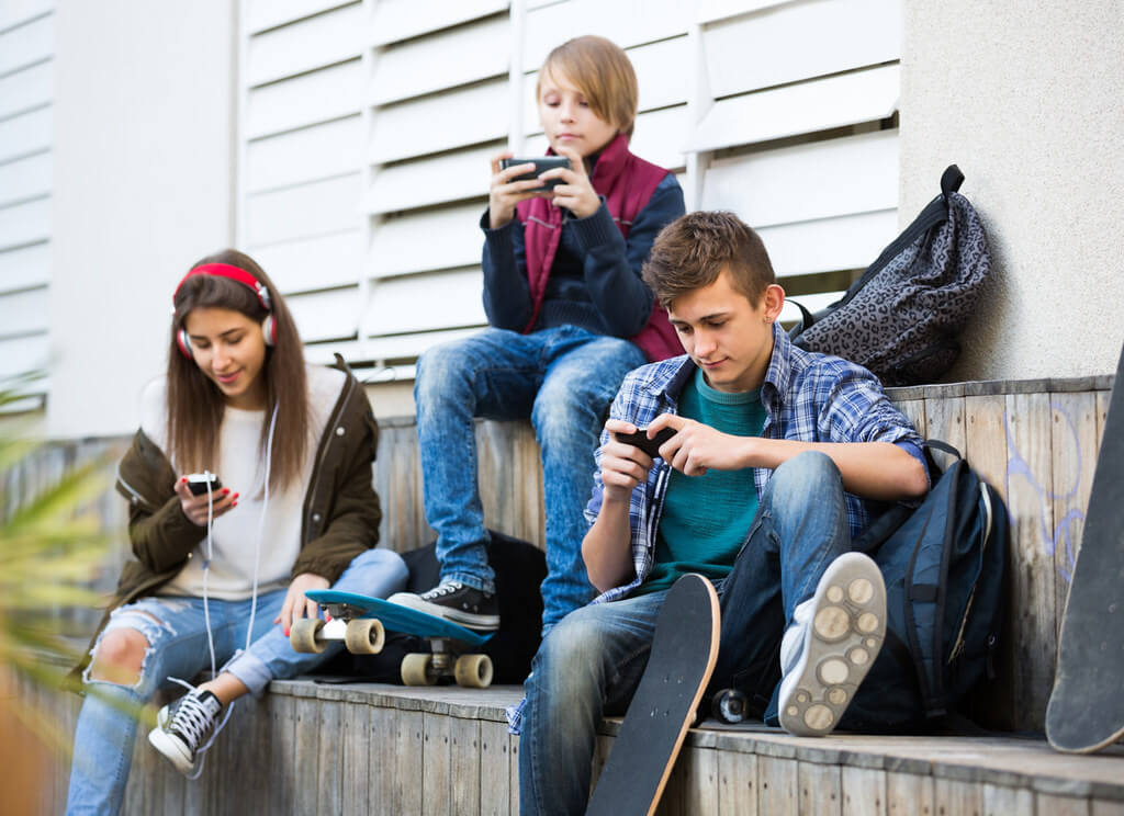Ferienplausch Freienbach: Jugend und Medien | 10a97138 e429 4741 b77f 87d30c6a90bc |