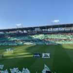 Fans investieren 20`000 CHF in Choreo | 140 Jahre FC St. Gallen, St. Gallen ist somit ältester Fussball-Club der Schweiz und heute feiern sie ihren Geburtstag. Die treuen Fans haben sich an diesem speziellen Tag so einiges überlegt. Rund 20`000 CHF wurden in die Choreo des heutigen Spiels investiert, rund ein halbes Jahr arbeiteten die tüchtigen Fans daran. Wir lassen uns gerne überraschen und halten dich auf dem laufenden. B91A773D-965F-45B6-9F8A-ED3AE23181C3