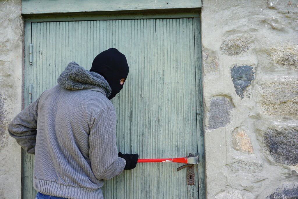 thief 1562699 1920 |