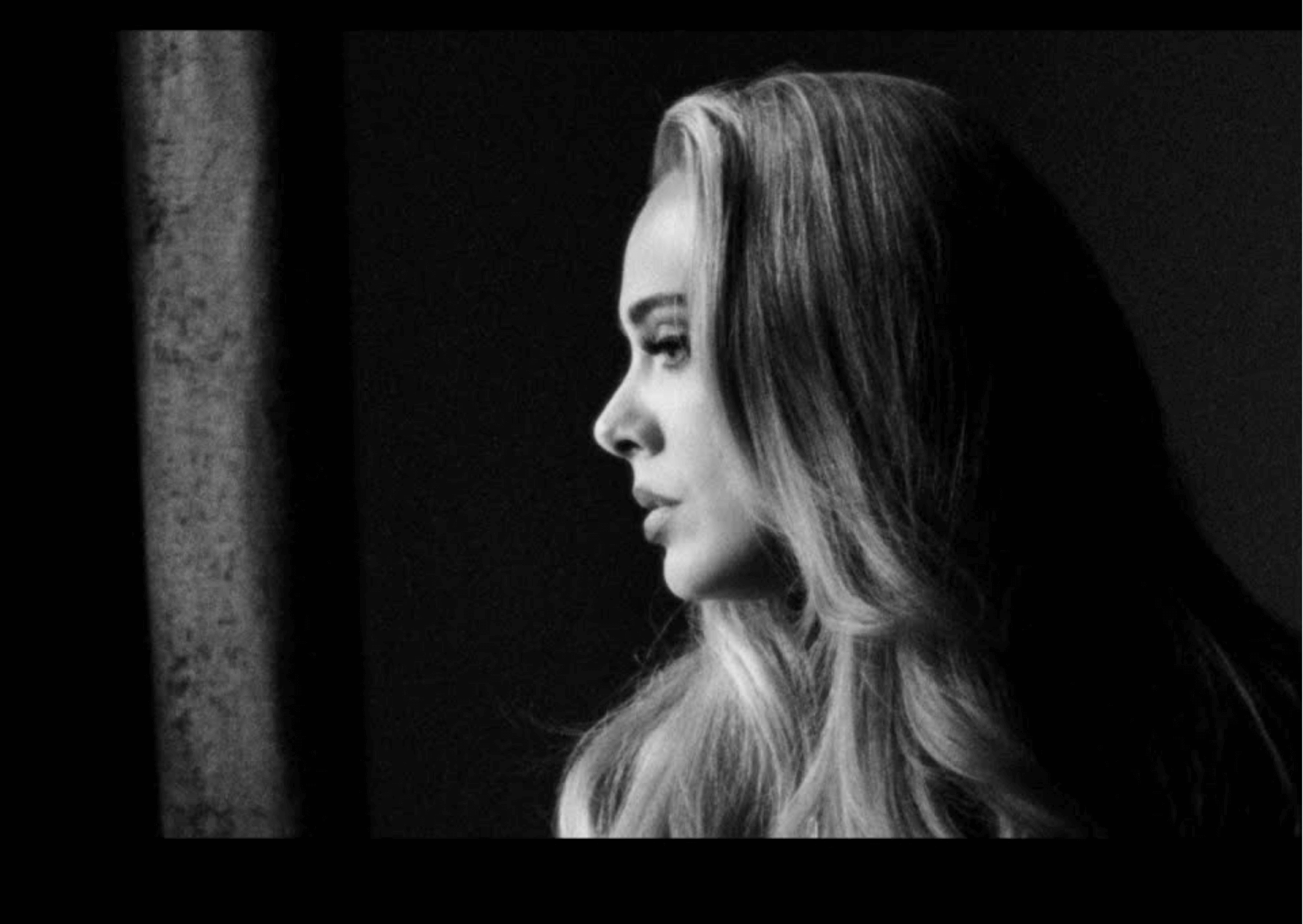 ADELE: Die Comeback-Single "Easy On Me" | Sechs Jahre nach "25" kommt die Grande Dame des Pop-Souls mit einem "hello from the same side" zurück. 45104F62 9919 4913 8183 503DD89B0B50 |
