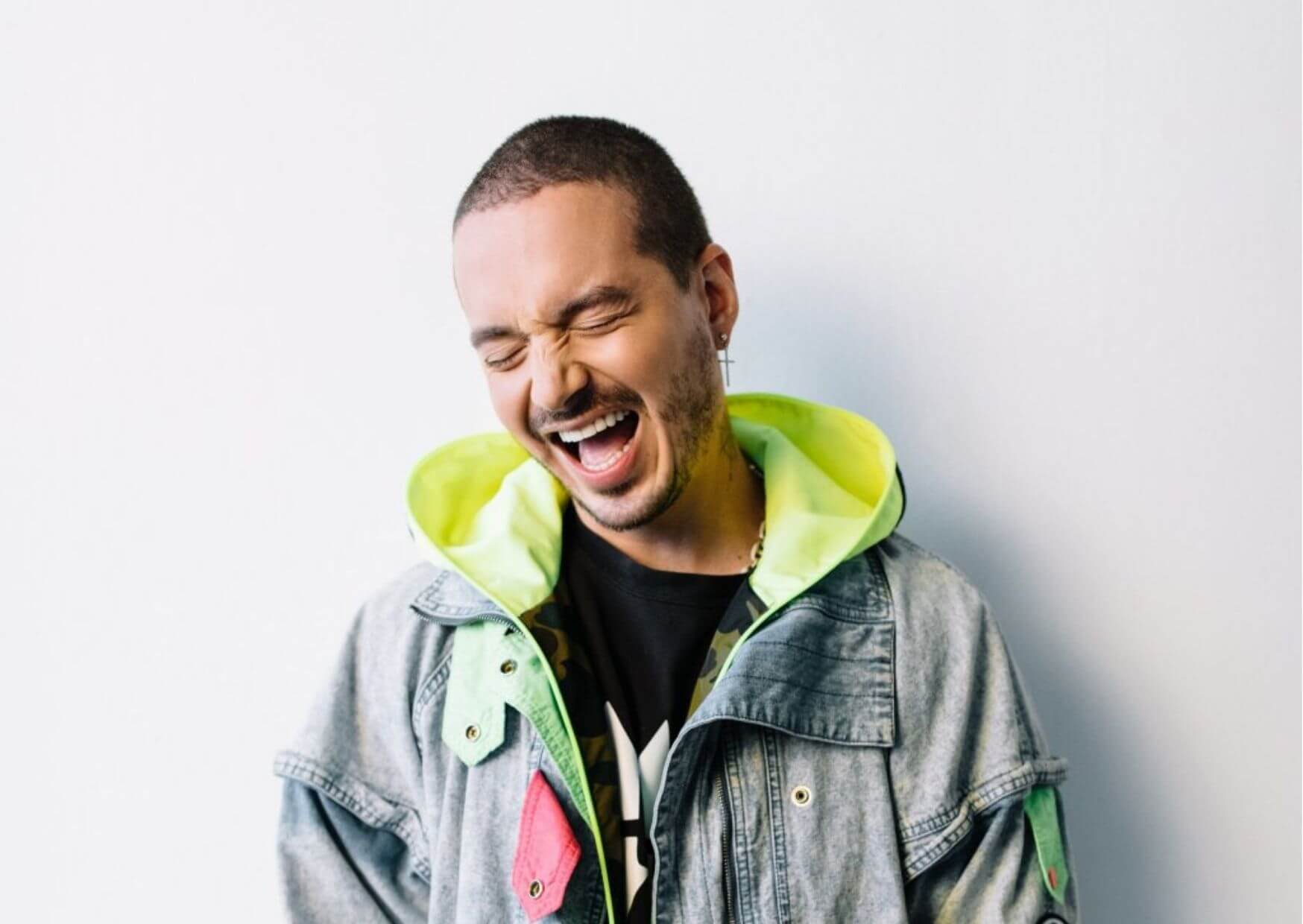 J BALVIN: Statement zum sexistischen "Perra" | J Balvin entschuldigt sich halbherzig für sexistische, frauenfeindliche und rassistische Äußerungen und Bilder im Video zu seinem Song "Perra". Design ohne Titel 17 |
