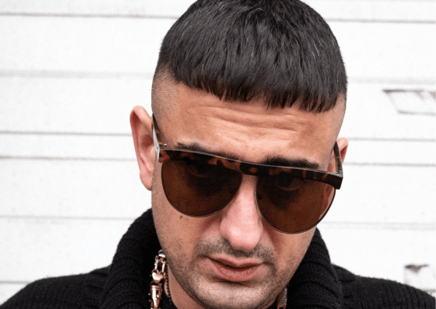 HAFTBEFEHL: Tour im Herbst abgesagt | Nach seinem abgebrochenen Auftritt in Mannheim braucht der Rapper eine Pause. Alle Konzerttermine sind ersatzlos gestrichen. 90A1EBD1 261D 4A9F B4F2 0C4BE4A9C40A |