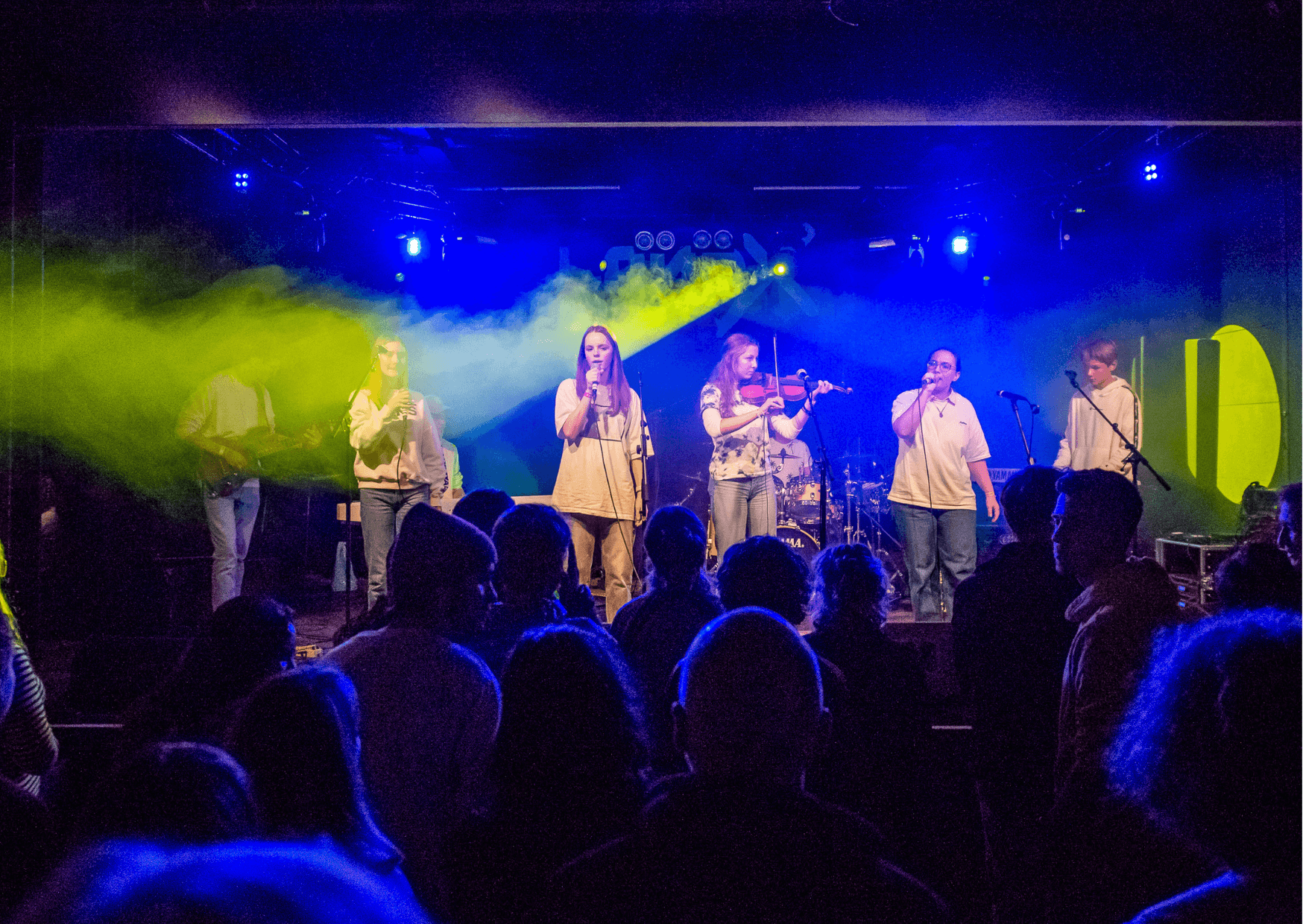 Böhler West an Band X (Teil 1) | (Dieser Beitrag ist ein Teil von insgesamt 3 Teilen) Kopie von Artikel Bild radiosummernight.ch 3 |
