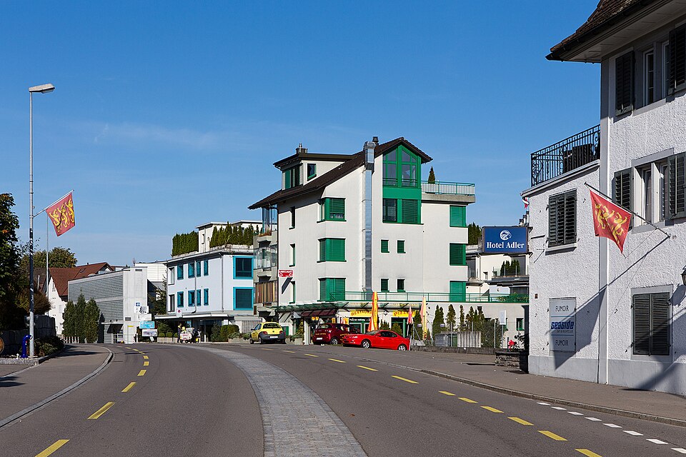 2014 Freienbach Kantonsstrasse
