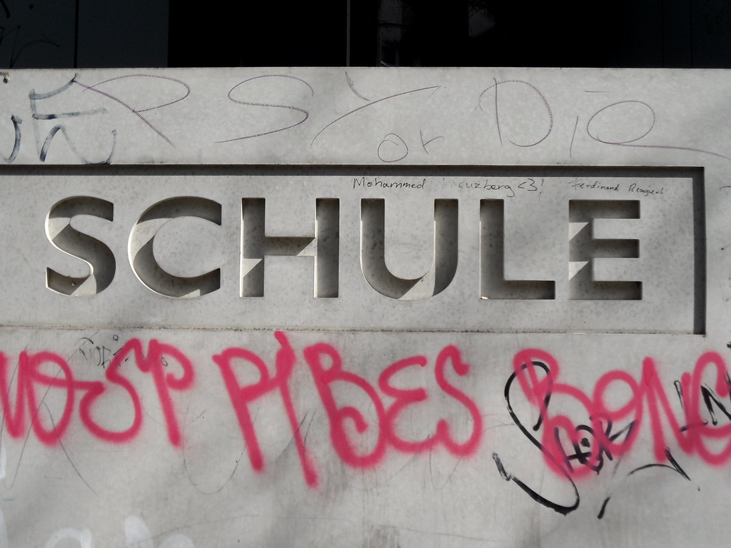 Schule Fama: Beitrag Einhorn | 966f2c8e 1e45 45f7 aa56 d6b43e4e7b5c |
