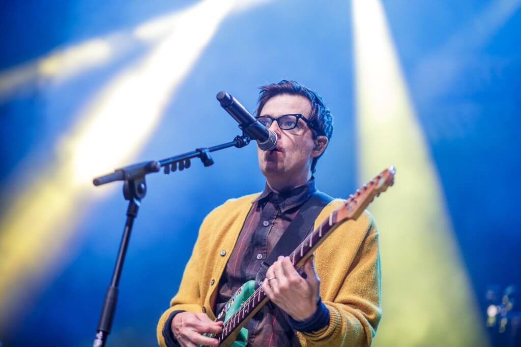 Weezer Rivers Cuomo.