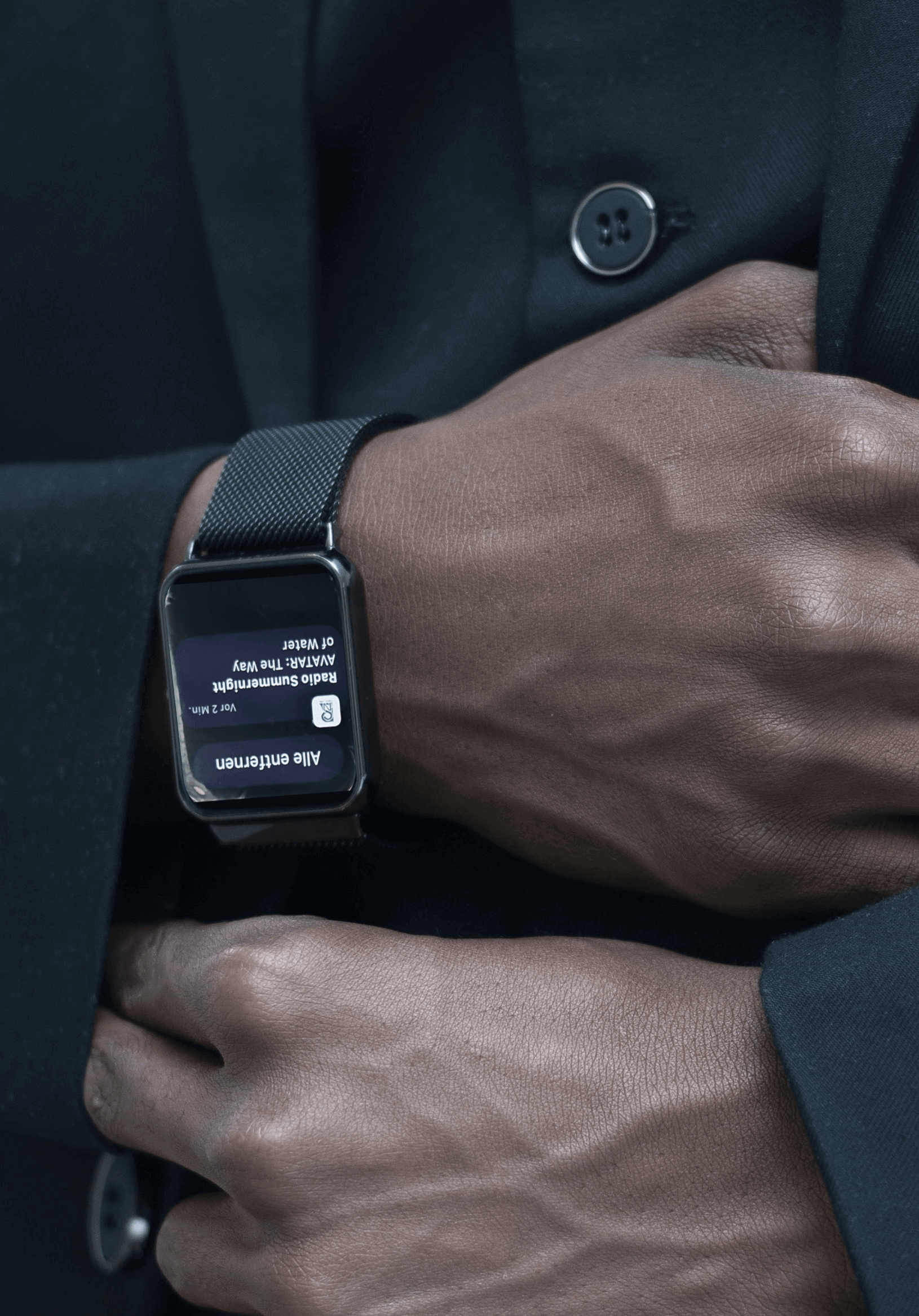 cropped African American businessman with Apple Watch CD9D7DB8 66A0 4162 B329 E0628456C9A2 |